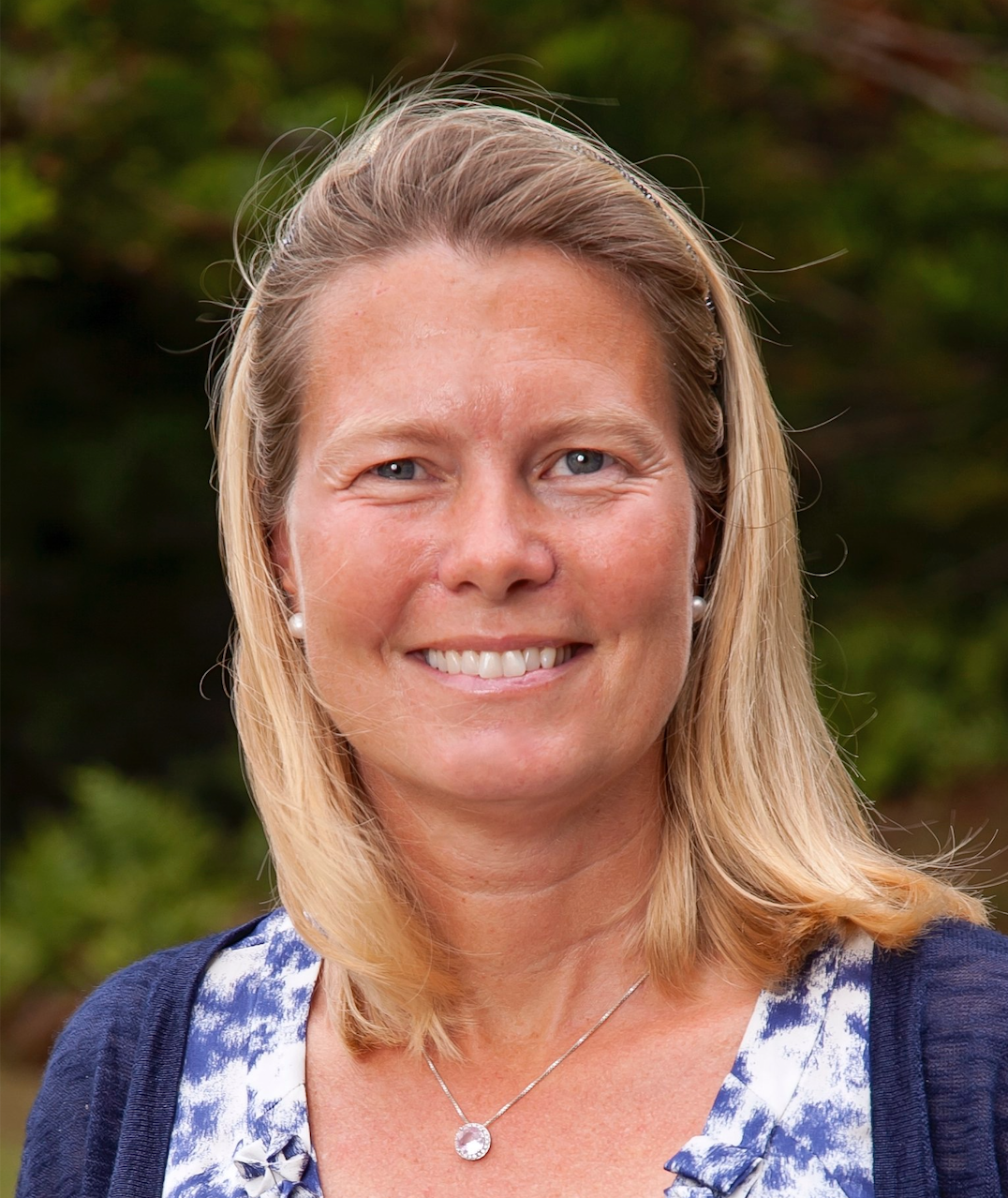 Dr. Cathrine Linnes